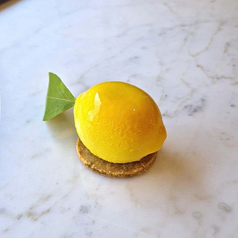 L'Arbre à sucre patissier la roche sur yon Retenez, le week-end du 17-18 mai L'arbre à sucre vous propose 8 pâtisseries exclusives en trompe l'oeil