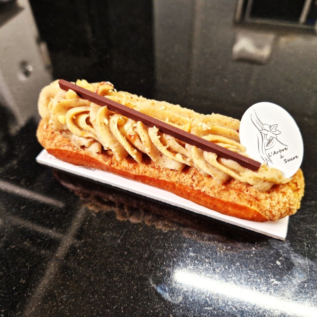 Eclair noisette